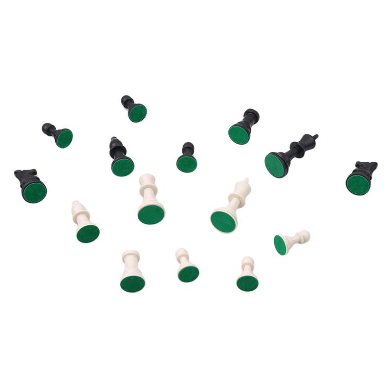 32 Medieval Chess Pieces 64MM