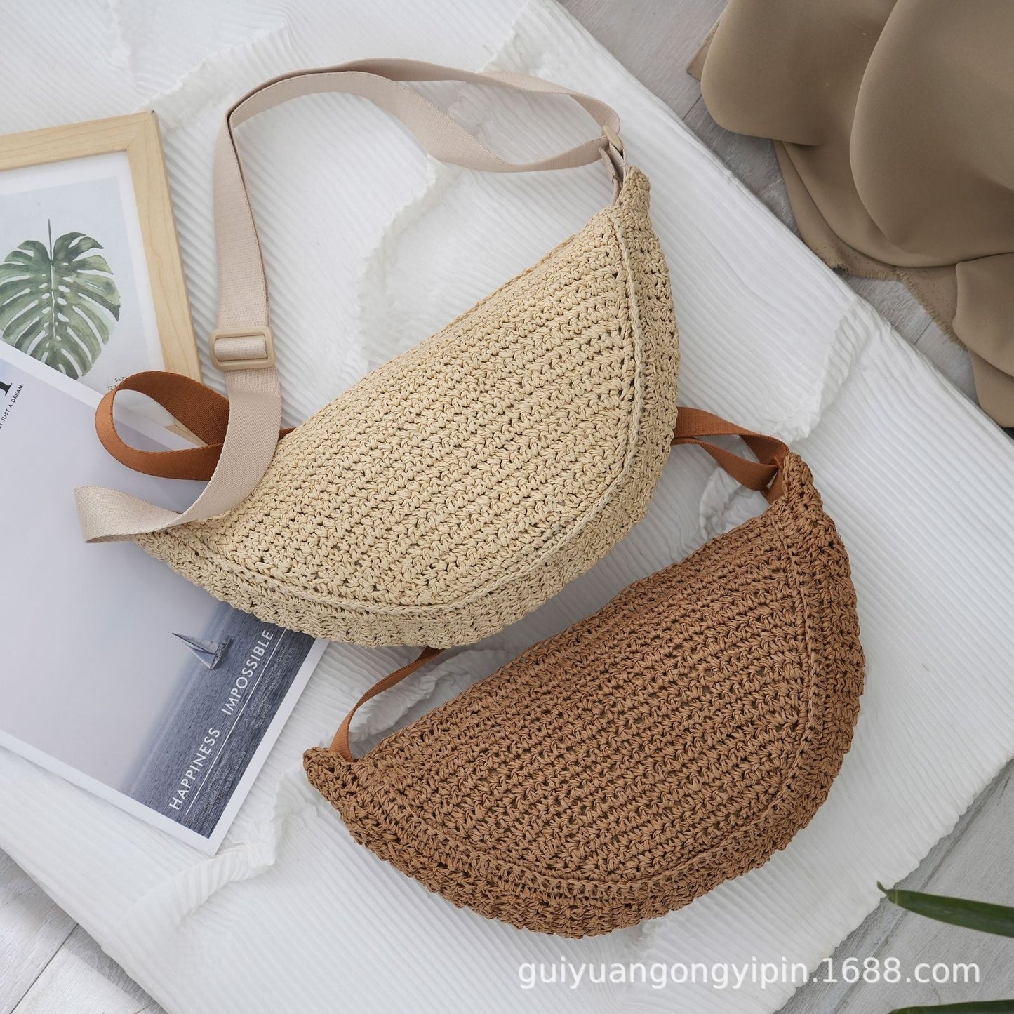 Sports Crossbody Bag Handmade Woven Dumpling Bag Breathable Semicircle Bag Versatile Rattan Bag Summer Beach Bag for Women Luxury