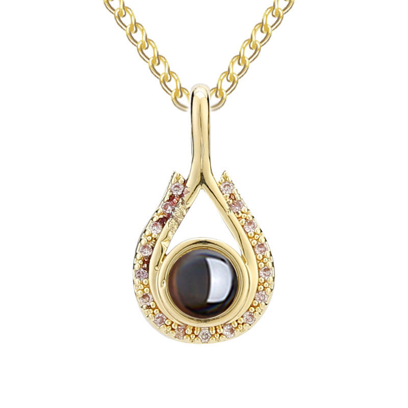Waterdrop shaped fashion projection necklace with 100 languages. I love you. Color photos, customized lover accessories