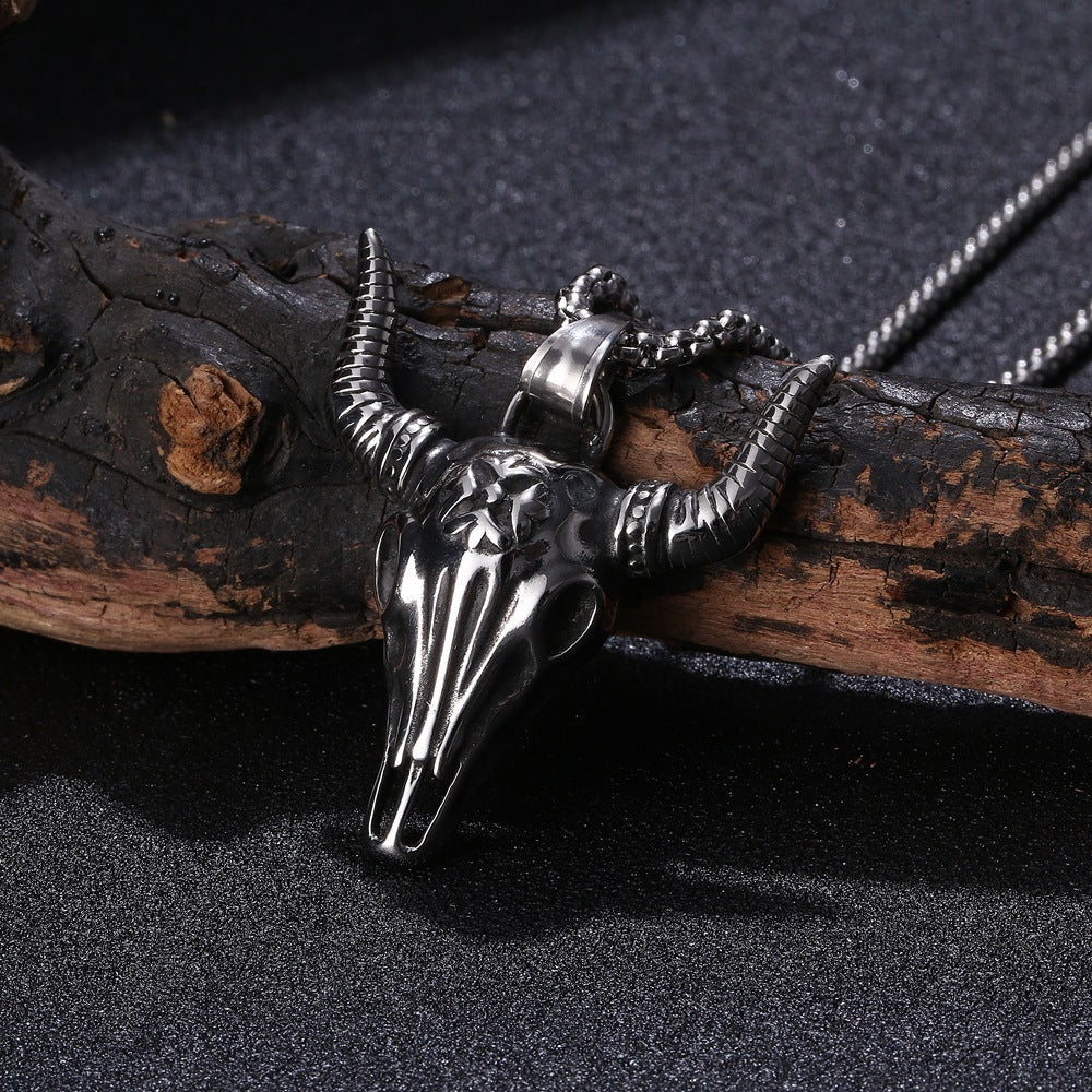 Personalized Retro Bull Head Titanium Steel Pendant Horn Necklace