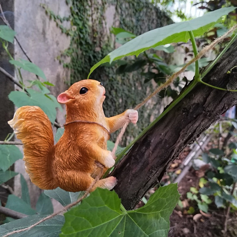 Outdoor Climbing Little Monkey Little Squirrel Flower Pot Hanger