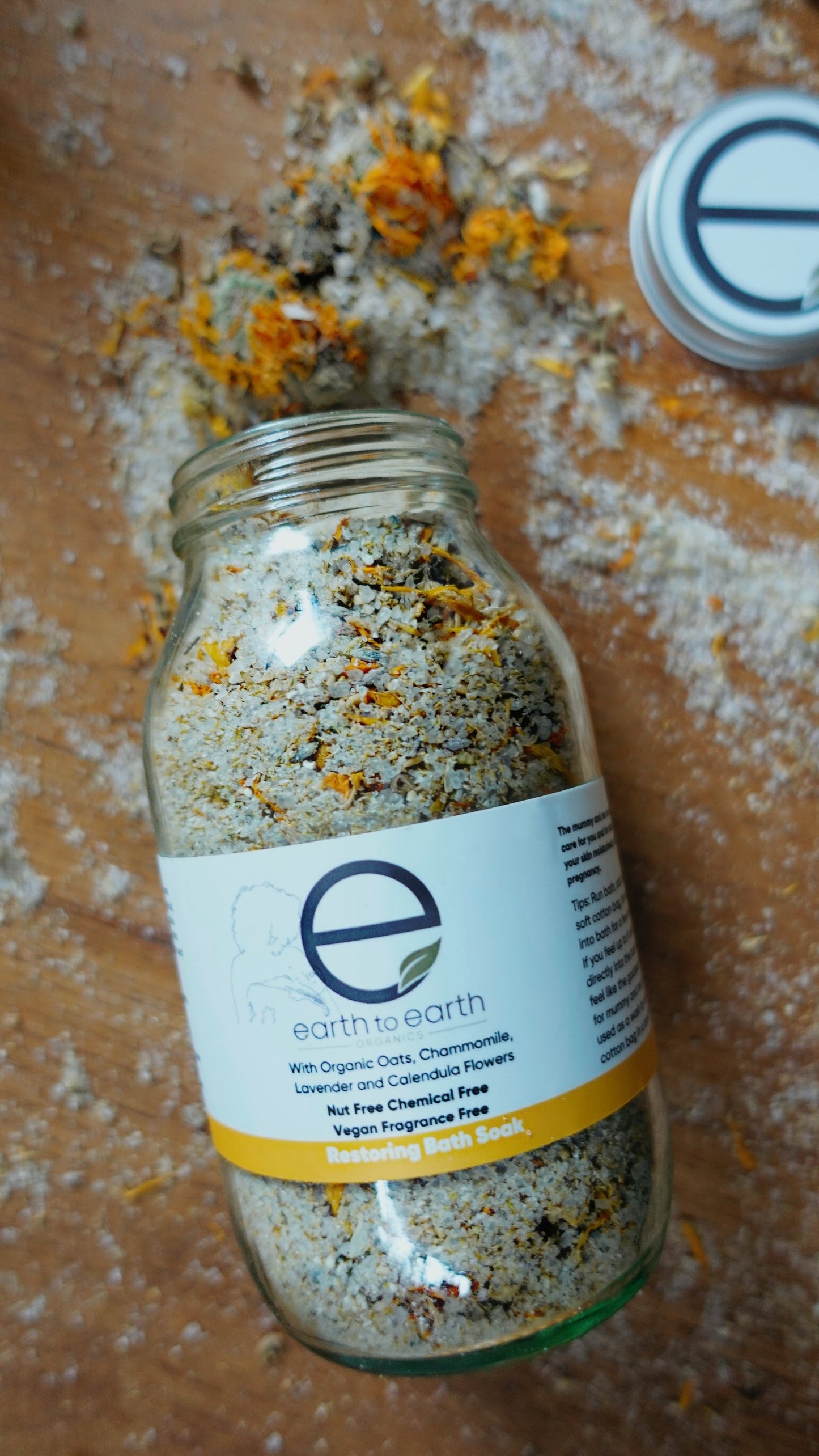 Restoring Bath Soak with Chamomile Flowers and Organic Oats 500g