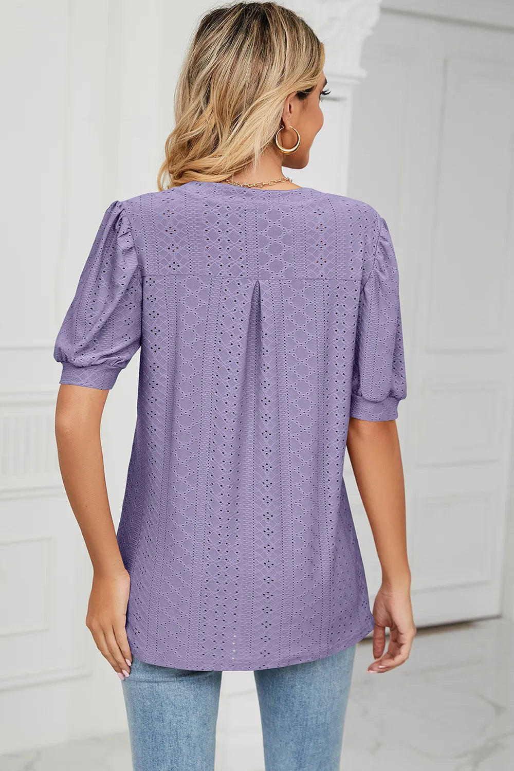 Casual V-neck solid color hollow bubble sleeve loose T-shirt top for women