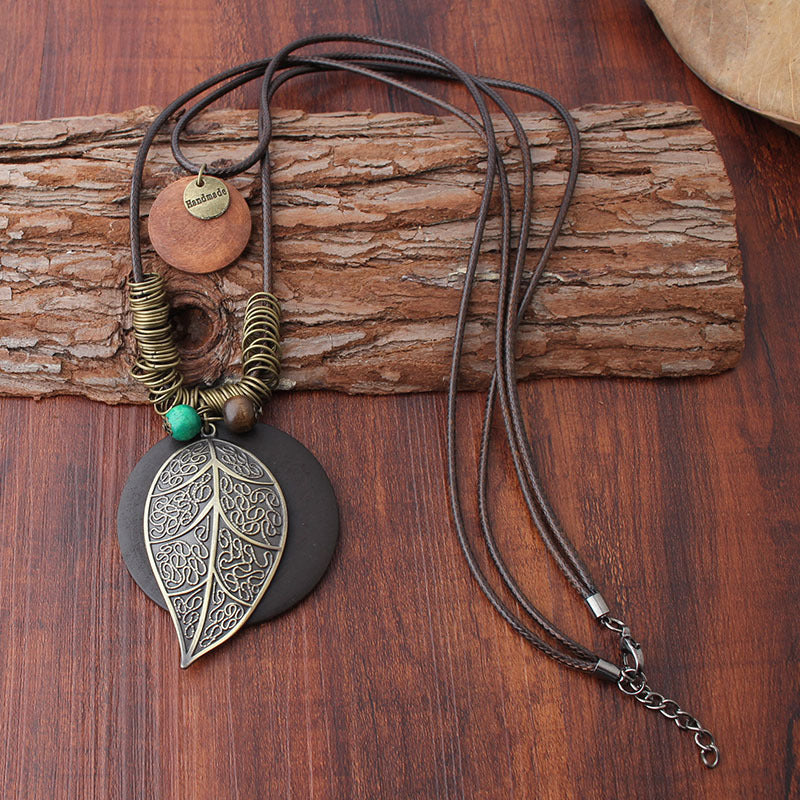 Personalized Pattern Leaf Pendant Long T-Shirt Chain