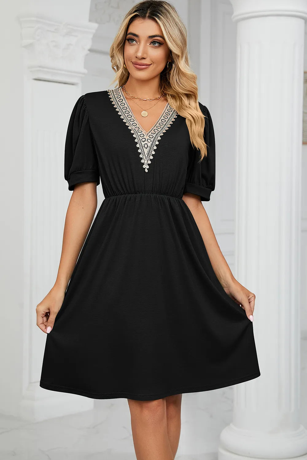 Solid color lace patchwork V-neck short sleeved pocket waist cinching dress