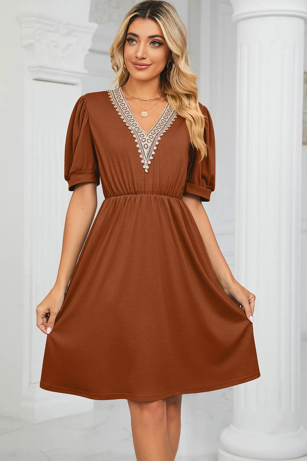 Solid color lace patchwork V-neck short sleeved pocket waist cinching dress